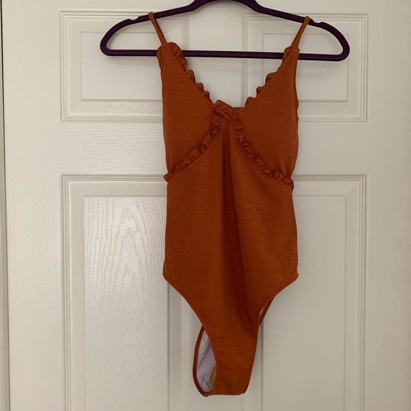 Cupshe Other - NWT Rust Ruffle One Piece